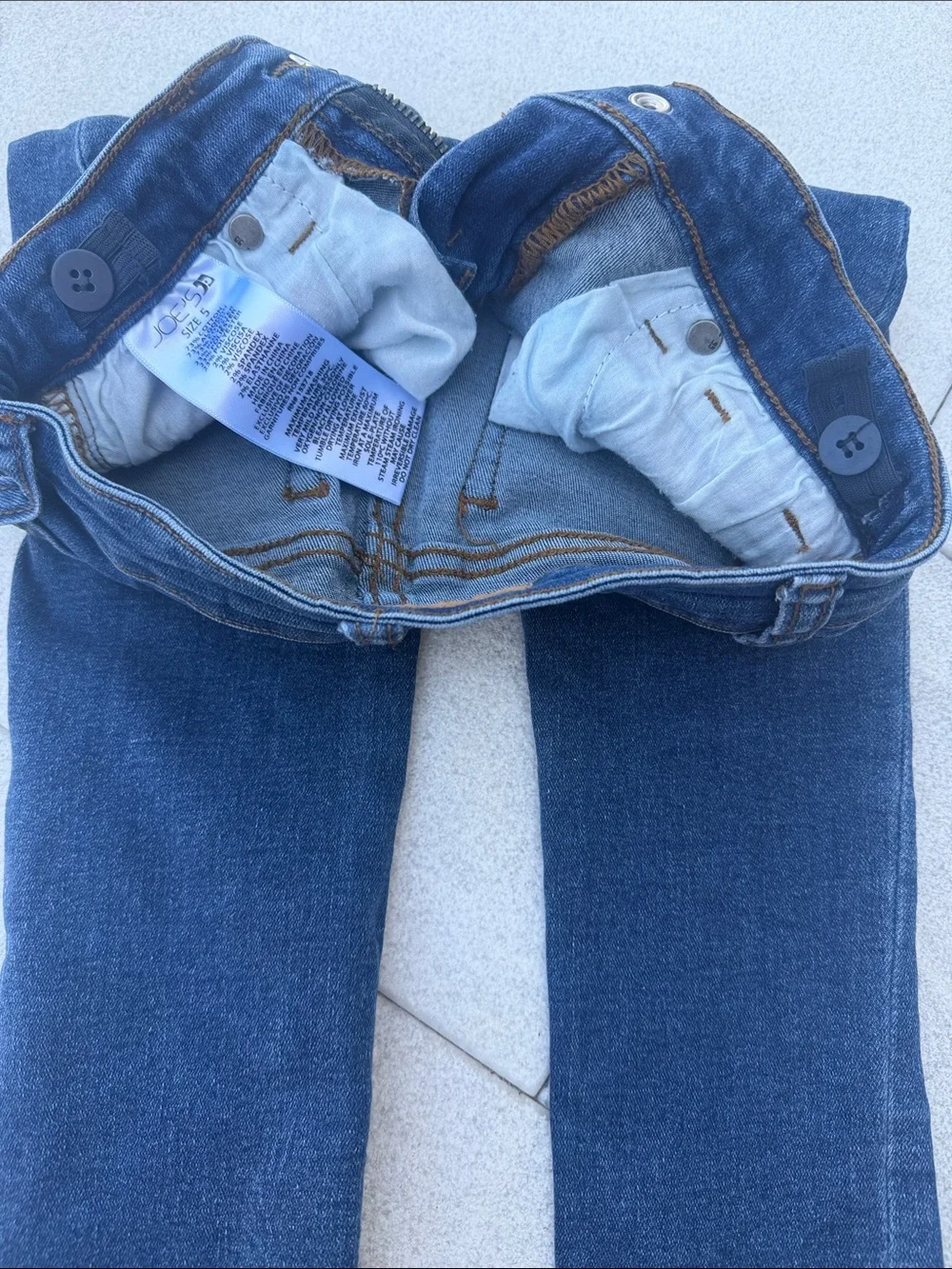 Joe’s Dark Blue Skinny Jeans size 5
